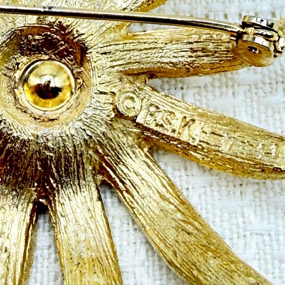 Vintage Big BSK Gold Tone Flower Brooch Pin